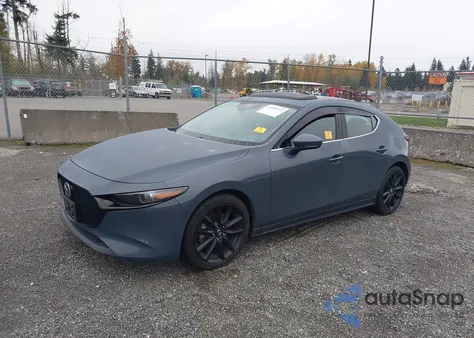 2019 Mazda Mazda3 Premium Package z USA, uszkodzony, nr VIN JM1BPBNM7K1136070